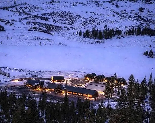 Lava Mountain Hotel